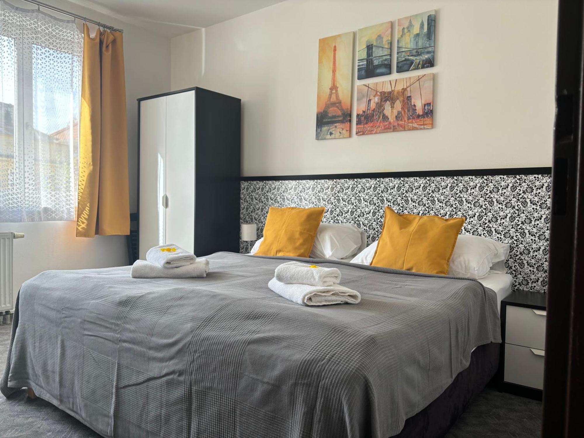 טלץ' Hotel Pangea מראה חיצוני תמונה